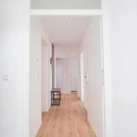 Апартаменты Neusaniertes 3familienhaus Am Bahnhof Wyhlen 7min Von Basel Ch *