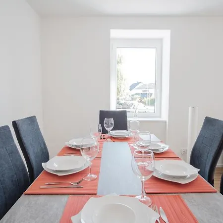 Neusaniertes 3familienhaus Am Bahnhof Wyhlen 7min Von Basel Ch * Grenzach-Wyhlen