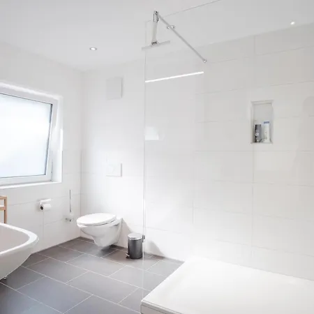 Apartamento Neusaniertes 3familienhaus Am Bahnhof Wyhlen 7min Von Basel Ch Grenzach-Wyhlen