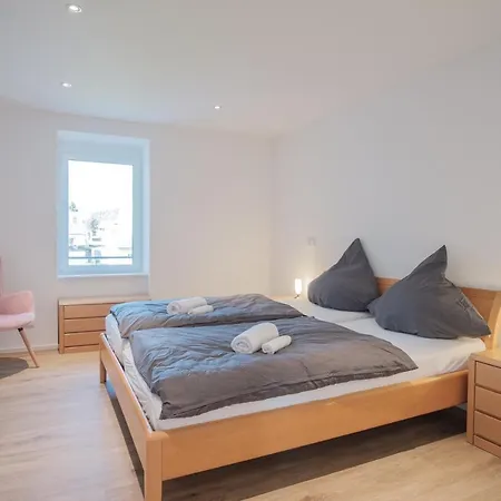 Appartement Neusaniertes 3familienhaus Am Bahnhof Wyhlen 7min Von Basel Ch Grenzach-Wyhlen