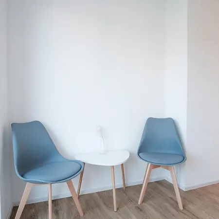 Neusaniertes 3familienhaus Am Bahnhof Wyhlen 7min Von Basel Ch