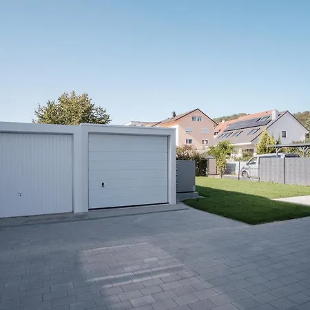 Neusaniertes 3familienhaus Am Bahnhof Wyhlen 7min Von Basel Ch Apartamento