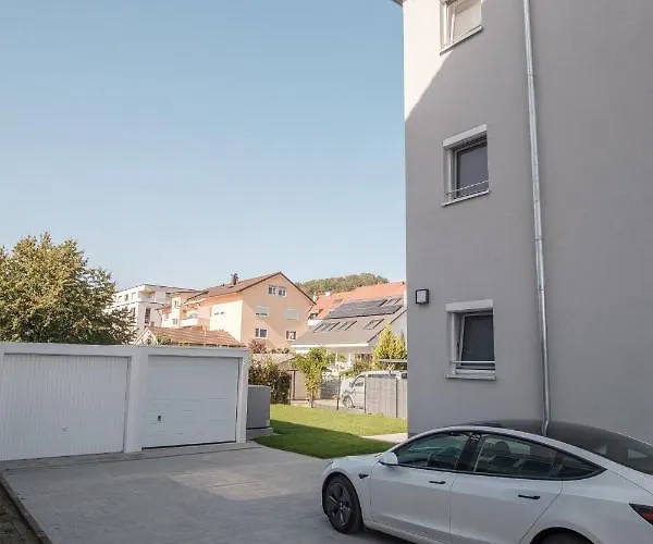 Neusaniertes 3familienhaus Am Bahnhof Wyhlen 7min Von Basel Ch