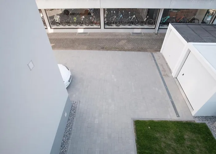 Neusaniertes 3familienhaus Am Bahnhof Wyhlen 7min Von Basel Ch