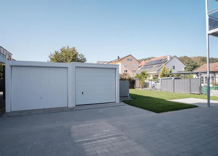 Neusaniertes 3familienhaus Am Bahnhof Wyhlen 7min Von Basel Ch 公寓